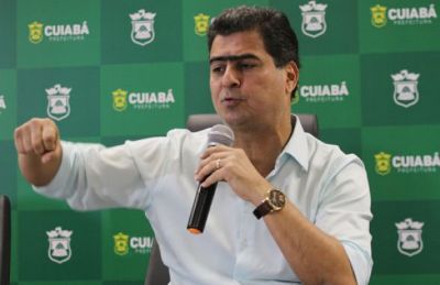 Prefeito adianta sal�rio em comemora��o ao Dia do Servidor P�blico