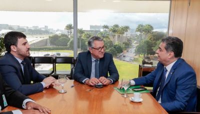 ​Prefeito marca reuni�o com ministro para apresentar projeto de R$ 5 bilh�es do VLT