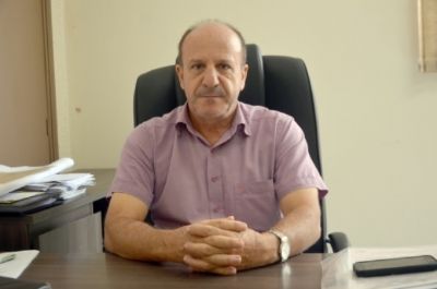 Juiz cita senten�a por contas irregulares e nega registro de candidato a prefeito em MT