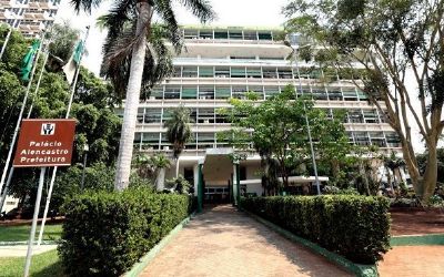 Prefeitura de Cuiab� atribui �atraso� salarial � falha t�cnica