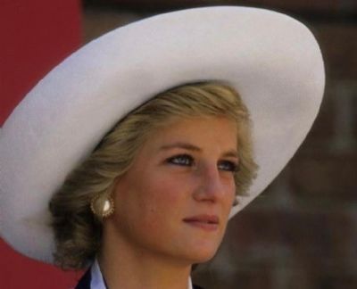 ​�udios in�ditos da princesa Diana mostram revela��es bomb�sticas