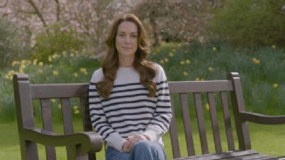 ​Kate Middleton revela que est� com c�ncer e fazendo quimioterapia
