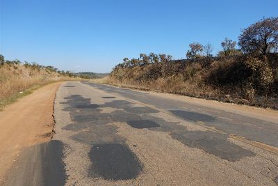 CNT aponta que mais da metade da malha vi�ria do Brasil tem problemas com pavimenta��o
