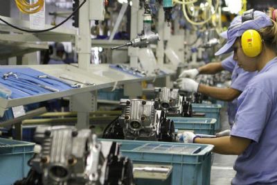 Produ��o industrial brasileira fecha 2019 com queda de 1,1%