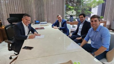 ​Governador envia projeto para criar mais escolas militares em Mato Grosso