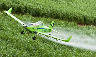 Senado aprova uso de avia��o agr�cola para combate a inc�ndios