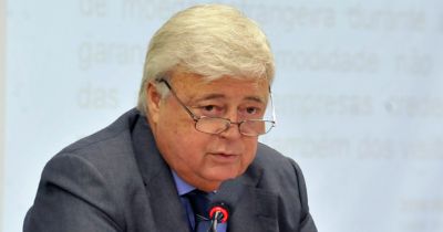 Fifa bane para sempre Ricardo Teixeira, ex-presidente da CBF, do futebol por corrup��o