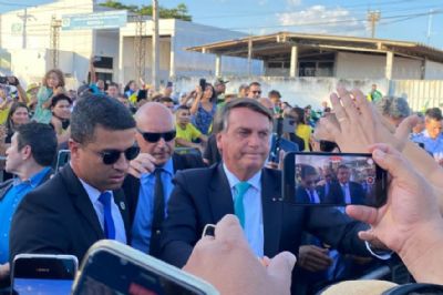 Apoiadores planejam recep��o e carreata para Bolsonaro