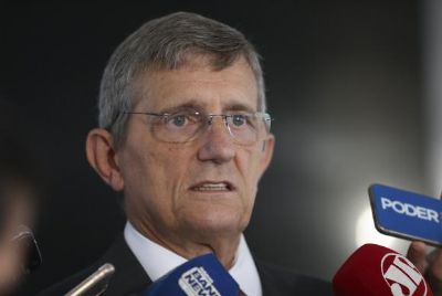 Governo deve apresentar emendas para alterar texto da reforma da Previd�ncia