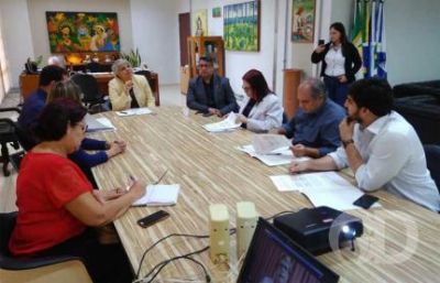 Reitores de MT cobram deputados sobre cortes na educa��o