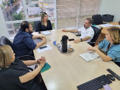 Interventora se re�ne com comiss�es de Sa�de da AL e da C�mara de Cuiab� para apresentar a��es