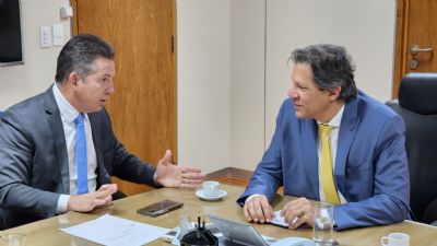 Mauro se re�ne com ministro e apresenta propostas para garantir equil�brio regional com reforma tribut�ria