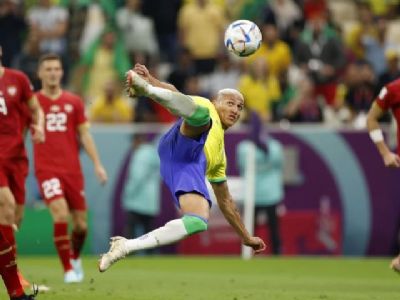 Brasil vence a S�rvia por 2 a 0