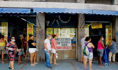 Confian�a do Consumidor tem primeira queda desde maio