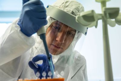 R�ssia vai conceder registro para 1� vacina contra Covid-19 na pr�xima semana