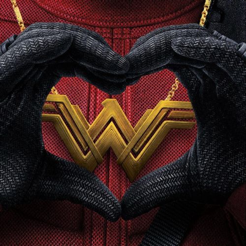 Ryan Reynolds, o Deadpool, parabeniza 'Mulher-Maravilha' por vit�ria nas bilheterias