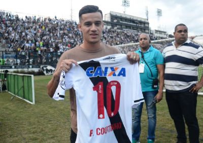 Federa��o inglesa repassa ao Vasco primeira parcela da venda de Coutinho