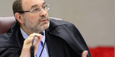 Reis, ministro do STJ, critica Moro e �condena��o pr�via� na Lava Jato
