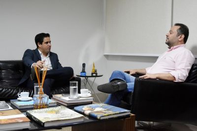 Secret�rio-chefe da Casa Civil faz visita de cortesia ao prefeito em exerc�cio