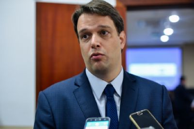 Sem pagamento do Fex, plano 'B' garante sal�rios dos servidores
