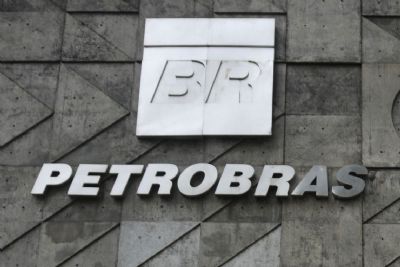 Petrobras diz que n�o h� previs�o para reajuste de pre�os