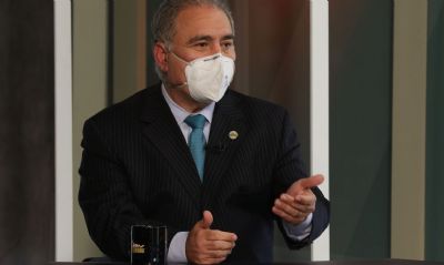 Queiroga faz apelo para que vacinados n�o deixem de tomar segunda dose