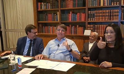 Bolsonaro diz que n�o existe tentativa de furar o teto de gastos