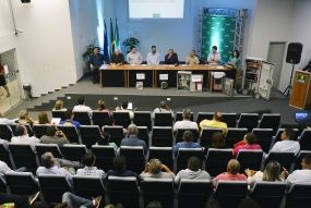Audi�ncia apresenta projeto de implanta��o dos �sem�foros inteligentes�