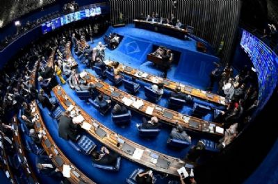 Absten��es, votos em branco e nulos em elei��o ao Senado somam quase 900 mil