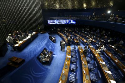 Senado deve concluir ter�a-feira vota��o de mudan�as na Previd�ncia