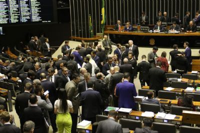 C�mara aprova pacote anticrime; texto vai ao Senado