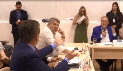 Secret�rio e chefe do TCE discutem durante reuni�o