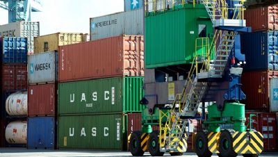 Governo brasileiro reitera seguran�a e pede explica��es � China sobre Covid em frango