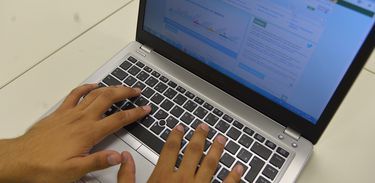 Receita cria chat para regularizar d�bitos de pessoas f�sicas