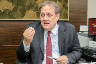 Presidente do TJ notifica Taques a pagar duod�cimos atrasados