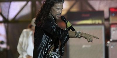 Vocalista do Aerosmith sofre convuls�o ap�s show em SP, diz jornal