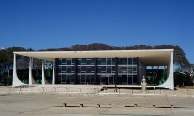 STF vota pela inconstitucionalidade da reelei��o de Maia e Alcolumbre