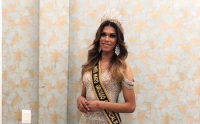 Maquiadora consegue mudar nome e g�nero em certid�o de nascimento em Cuiab�