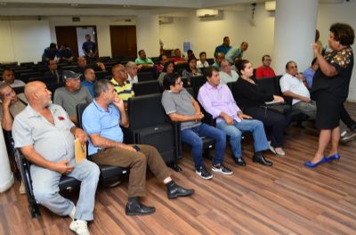 Ap�s balan�o trimestral, servi�o do T�xi Pref se estende �s 20 secretarias