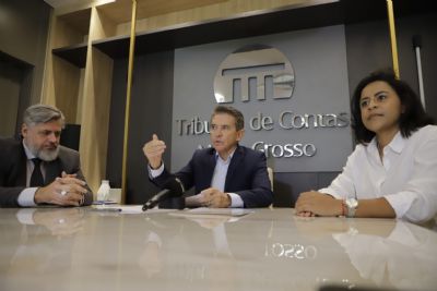 ​TCE recomenda que munic�pios mato-grossenses cumpram a lei e paguem piso salarial da enfermagem