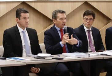 ​TCE, TJ e MPE atuam em conjunto para solucionar problema com lix�es nos munic�pios