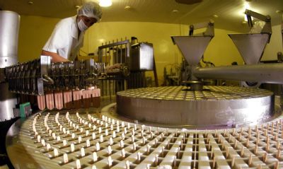 Impactos negativos da covid-19 nas empresas diminu�ram em agosto