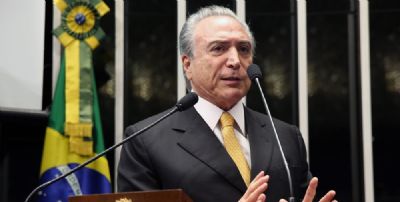 Antiga lei trabalhista 'impedia a cria��o de novos empregos', diz Temer