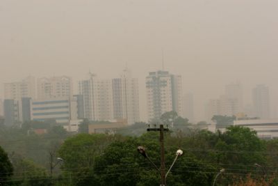 Chuva nesta segunda n�o � suficiente para reduzir risco de inc�ndios em Mato Grosso