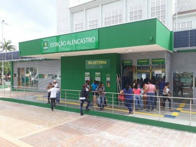 Terminais recebem doa��es para o RS a partir desta segunda