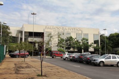 Justi�a garante vaga em concurso p�blico para candidata convocada s� por edital