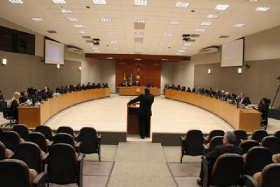 ​Estado sanciona aumento para desembargadores e ju�zes