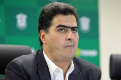 Ap�s fala de Bolsonaro, Emanuel diz que n�o queria proibir com�rcio, mas sa�de da popula��o est� em risco