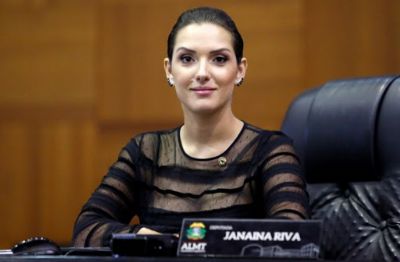 Deputada critica Seduc por tratar escolas como �pacote fechado� e lan�ar mudan�as em per�odo eleitoral