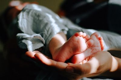 Pais s�o investigados por suposta venda de beb� de seis meses em Cuiab�